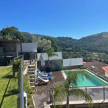 شاليه Casinha Do Orjal